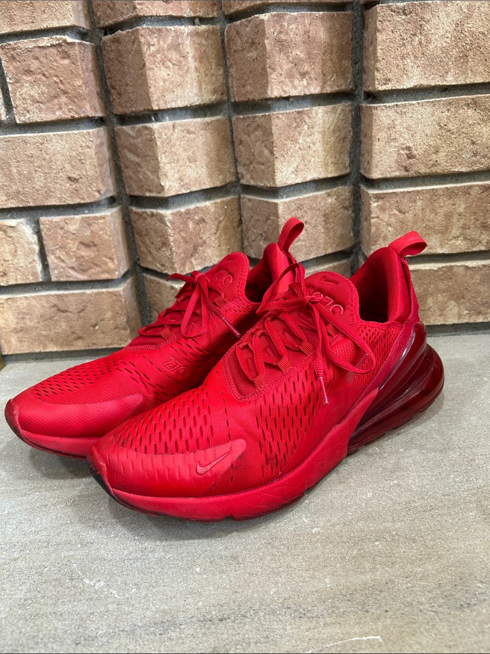 Nike Air Max 270 Men's Sneakers size 12 Red CV7544-600